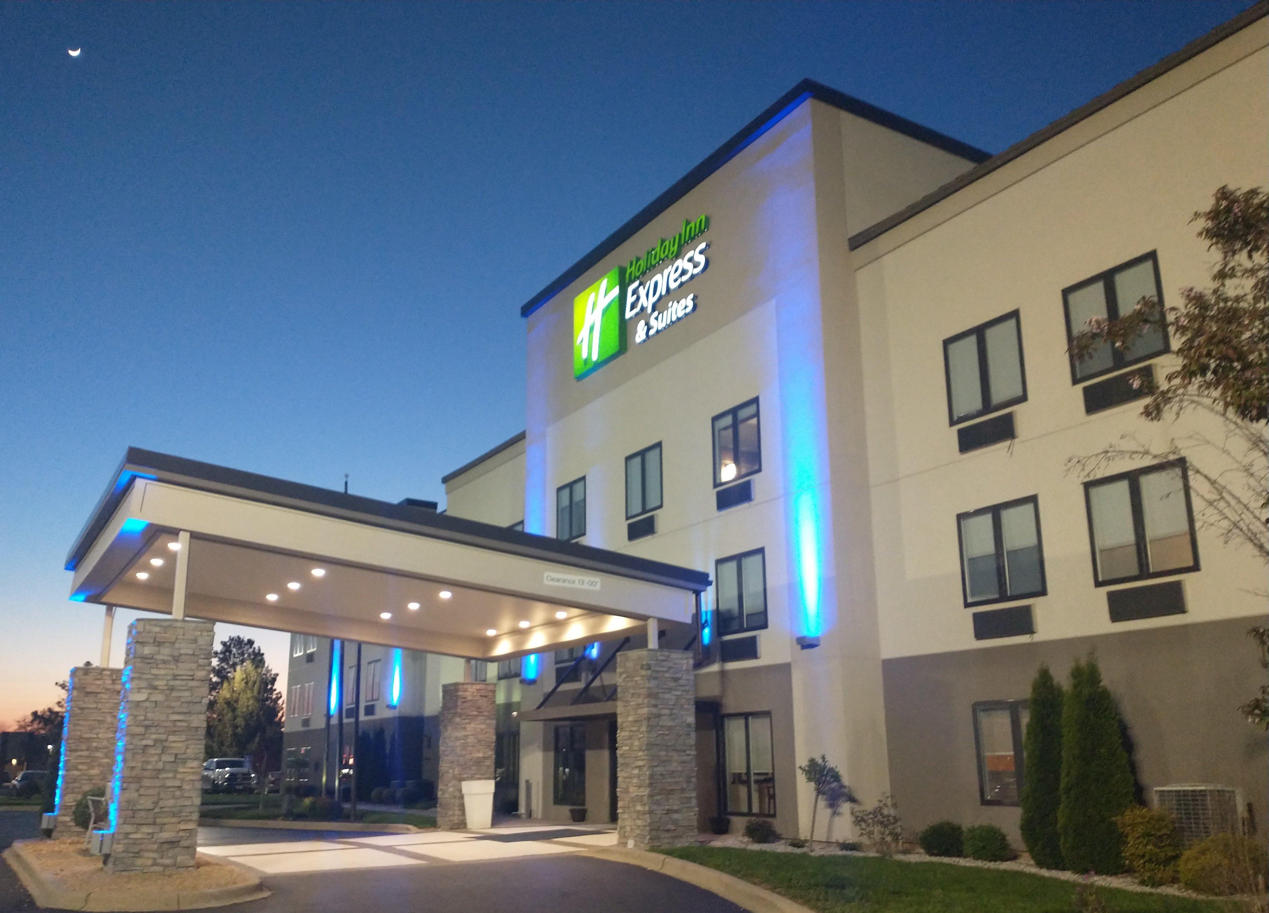 麦迪逊智选假日套房酒店 外观 照片
